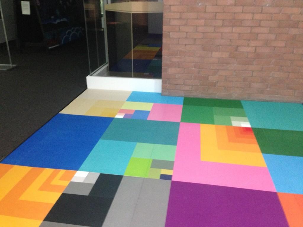 printed-carpet-tiles-foyer